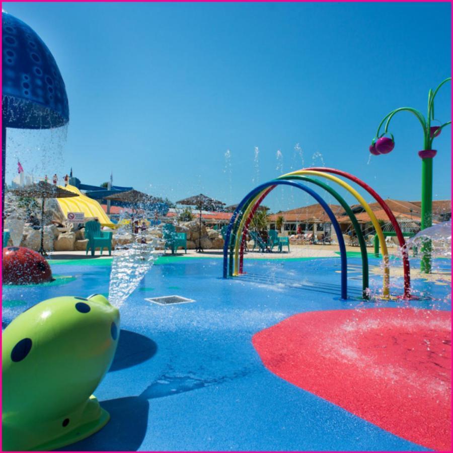 Mobilhome 2Ch Climatise-Terrasse Fermee-4 Velos-Camping 4 Etoiles Les Charmettes Les Mathes Luaran gambar